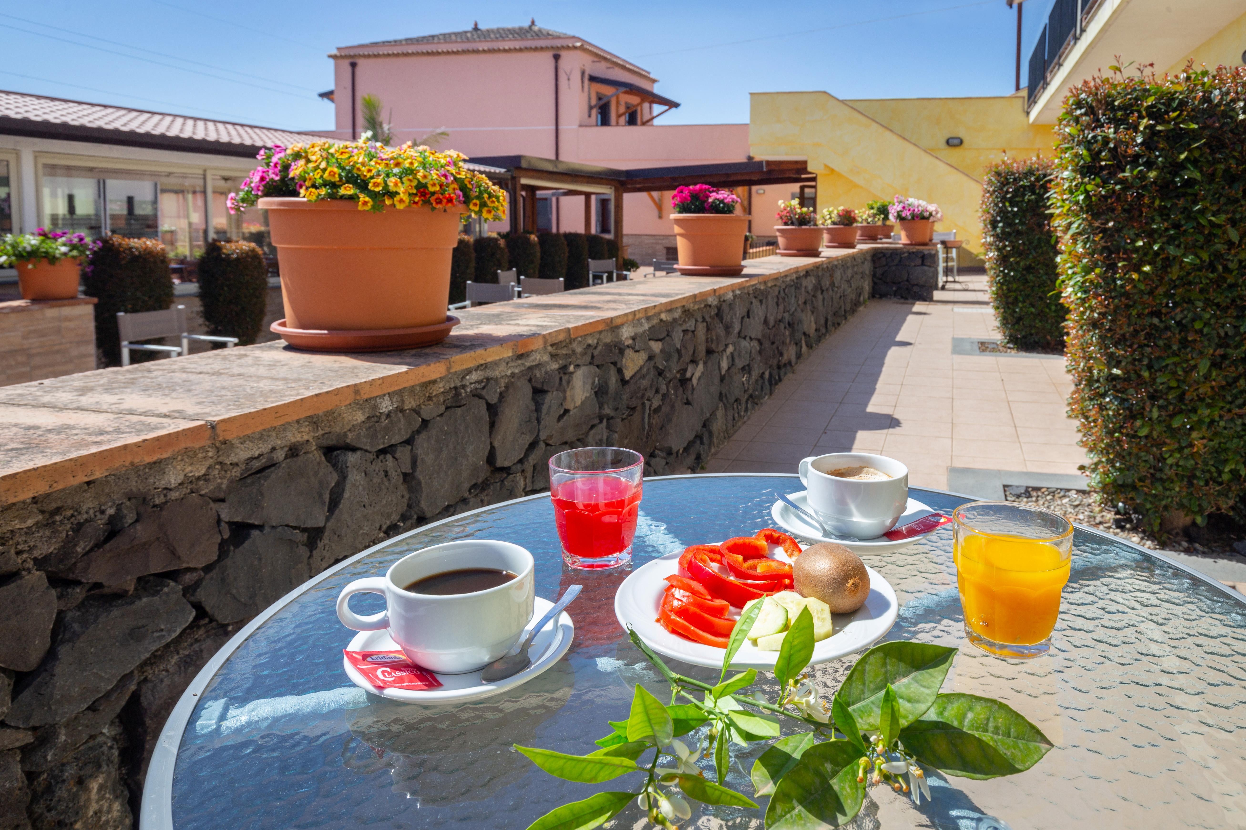 La Terra Dei Sogni Country Hotel Fiumefreddo di Sicilia Eksteriør billede