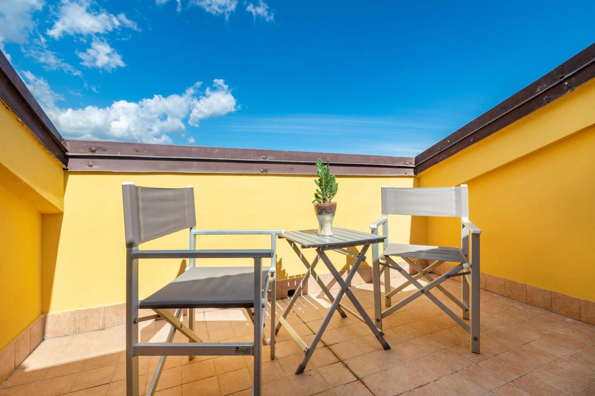 La Terra Dei Sogni Country Hotel Fiumefreddo di Sicilia Værelse billede